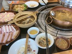 -阿山卓·野生菌火锅·纳西火塘烤肉