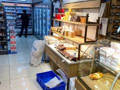 面包甜点陈列柜-欧诺爱烘焙(高新万达店)