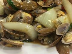 -小辣妹川味海鲜加工店(第一市场椰风巷店)