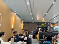 -麦当劳(北京大兴机场二层国内到达(安检外)店)