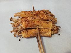 -京狮炙燥·精酿烧烤(首经贸店)