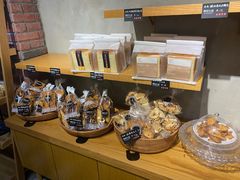 零售区-啊噗吐呦现场烘焙(麦凯乐店)