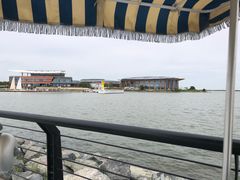 -上海滴水湖皇冠假日酒店