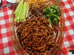 -老郑家东北春饼(龙悦居店)