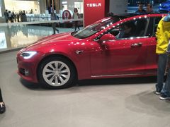 -TESLA 特斯拉(广州天环广场体验店)