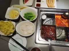 -海底捞火锅(关山保利店)