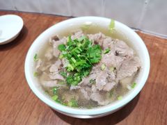 -犇逸·乐山跷脚牛肉·四川现炒(览海店)