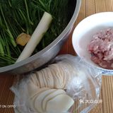 夏季让人胃口大开的茴香肉馅饺子
