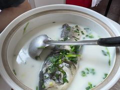 -天乐农家鱼头王(天目湖店)