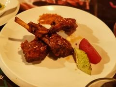-食间牛排(重庆路万达店)