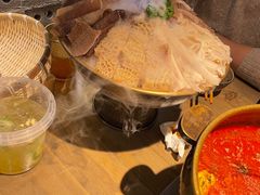 -毛肚向右·川渝毛肚王(经开永旺店)