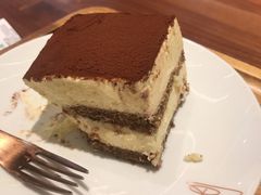 -星巴克(港汇1号办公楼店)