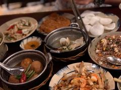 -Cuc Gach Quan Restaurant