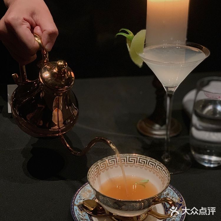 BU CASTLE｜外滩首家暗黑古堡西餐厅🏯