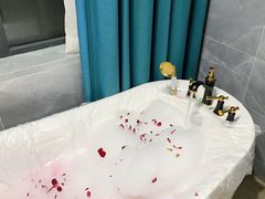 -闲隅江景艺术酒店(解放碑洪崖洞总店)