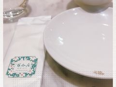 -香港百合居(LCM置汇旭辉广场店)