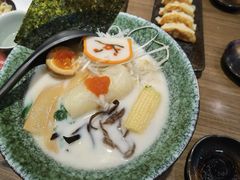 雞白湯拉麵-雷神拉面(财富中心玉米楼店)