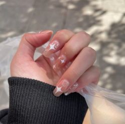 -M Nails & Beauty美甲美睫美体