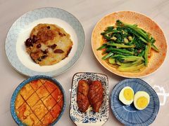 -乐禧母婴全自营月嫂(宝山店)