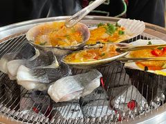 -围炉肉舍•炭烤活鳗•丹东海鲜烤肉(步行街店)