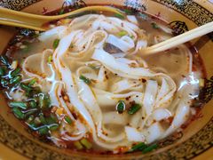 -肇兴特色牛肉粉
