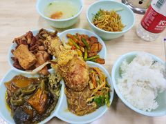 -晓宇盒饭(民安街店)