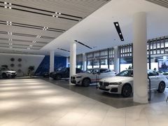 -上海宝诚尊悦宝马4S店(静安店)