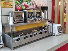 自助取餐区-三品王(桃源店)