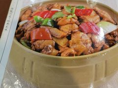 -渝君重庆火锅(嘉宾路店)