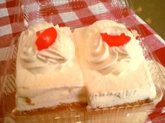 -红宝石·鲜奶小方·海派西点房(南丹店)