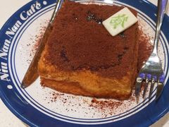网红漏奶华-牛楠楠·香港牛腩茶餐厅(永旺店)