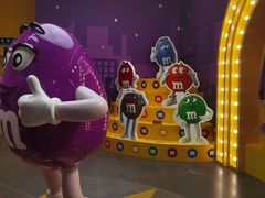 -m豆巧克力世界(上海世茂广场店)