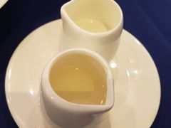 双皮奶炖雪蛤-粤·啫啫