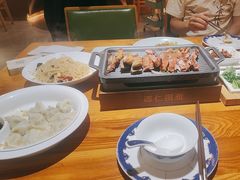 -娜仁图雅蒙古美食村(33小镇店)
