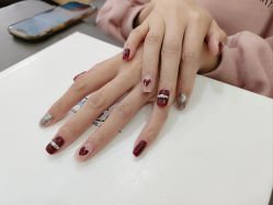 -灰姑娘美甲美睫馆