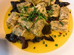 -魏铭鱼头捞饭(晋阳路店)