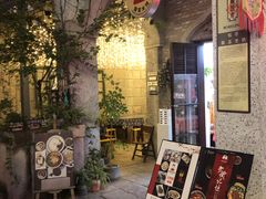 -猴哥酸菜米线
