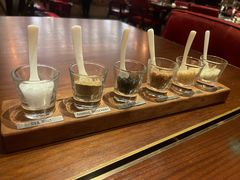 -恰餐厅及酒吧 CHAR Bar & Grill (北京丽都皇冠假日店)