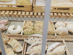 -焙丽拾光(麦凯乐直营店)
