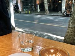 Flat&nbsp;White-Onirii Coffee(长乐路店)