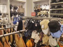 -H&M(鹏欣水游城店)