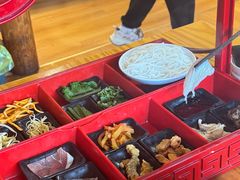 -勺子米线·云南传统小吃市集(四方街店)