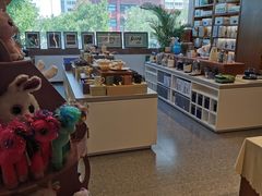 -尔雅书店(太原金广大厦店)