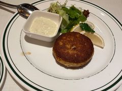 招牌蟹肉饼-Wolfgang’s Steakhouse 沃夫冈牛排馆(上海白玉兰广场店)