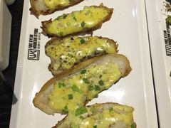 -HIHE Bistro·Oyster Bar(华熙live店)