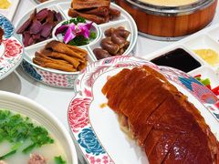-梅利汴京烤鸭•开封豫菜地标店(东大街店)