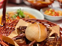-鸽子侯·家宴·平价海鲜(市图书馆店)