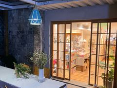 -猫的天空之城概念书店(苏州平江店)