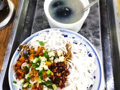 -高师傅特色米粉汤包(建设路店)