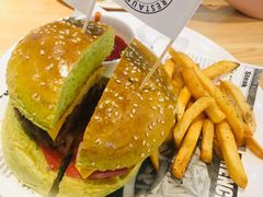 -LO CALCOW卡路力轻食主义餐厅(陆家嘴店)
